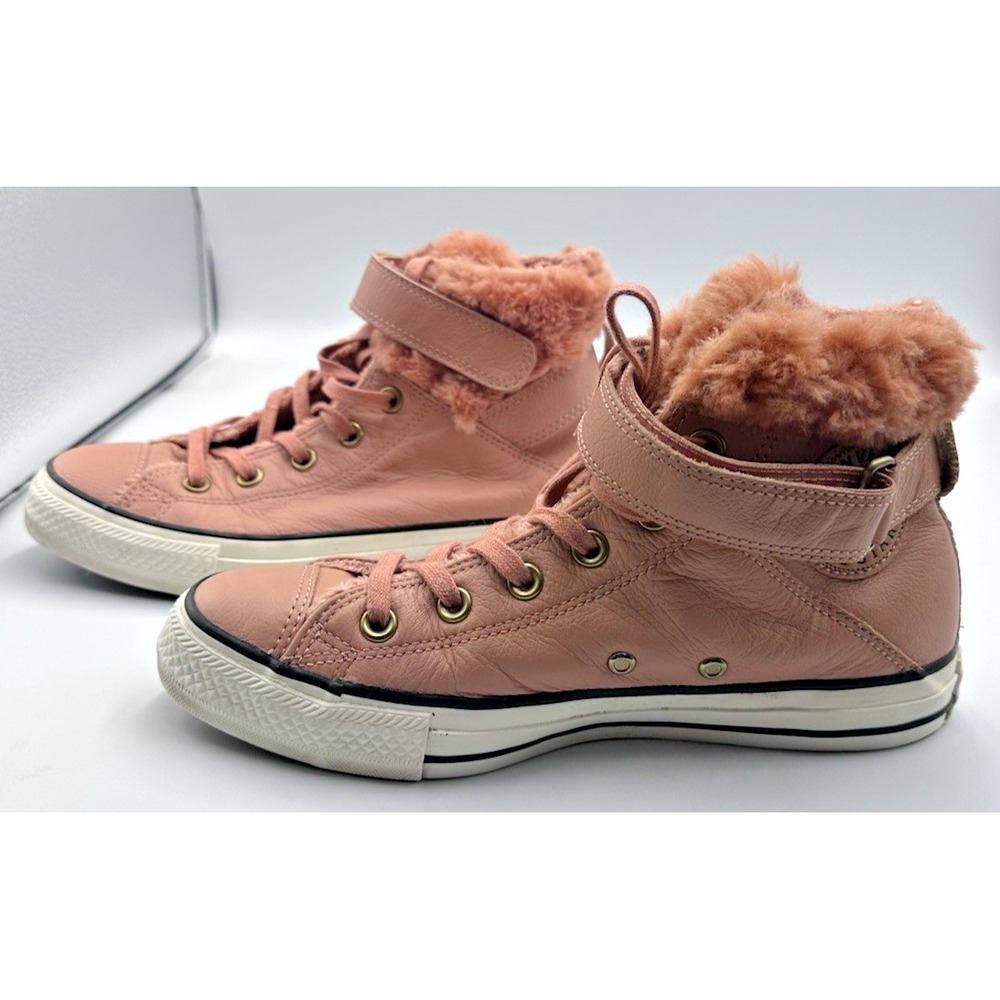 Converse chuck taylor woman's high-top sneakers size 7 faux fur ankle strap